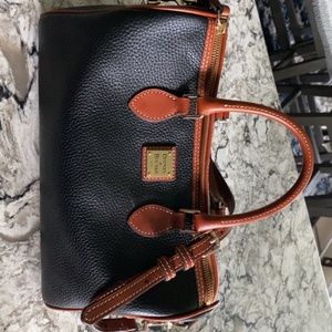 Dooney And Bourke Purse